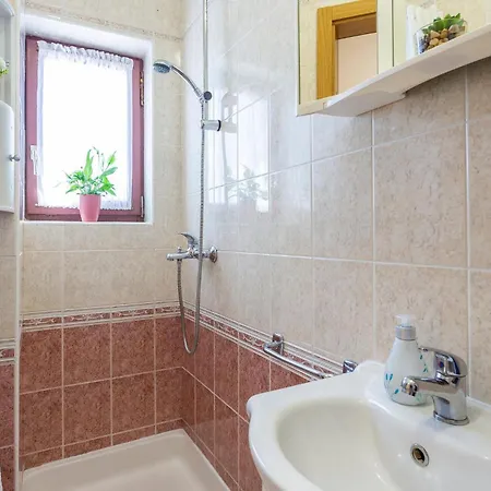 Beautiful In With Kitchen *