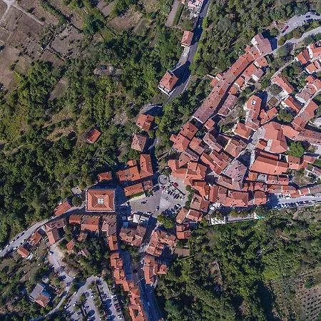 بيت للعطل Stunning In Nedeščina