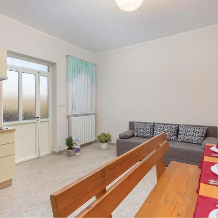 Beautiful In With Kitchen